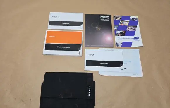 Renault Captur User manual 