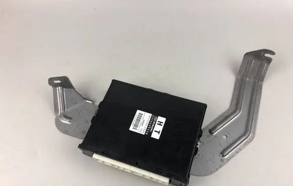 Subaru Outback Engine control unit/module ECU 22765AC93B