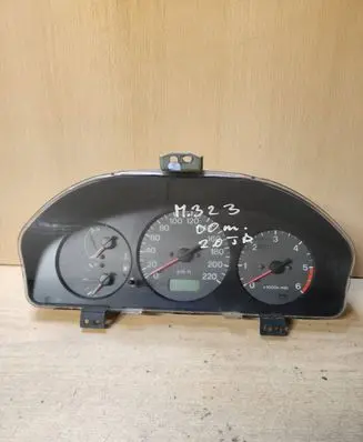 Mazda 323 F Speedometer (instrument cluster) B1BJ5AC