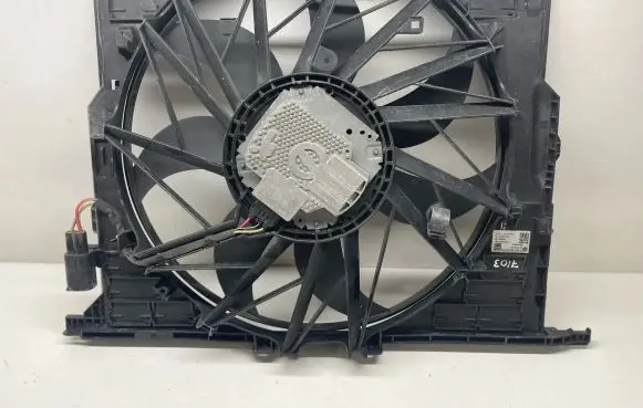 BMW 5 F10 F11 Fan set 7633273 17427633273 7589026