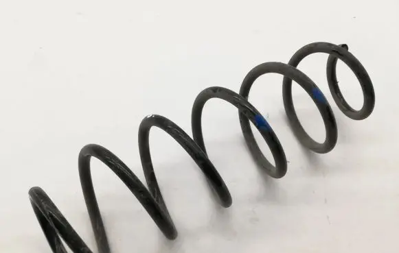 Toyota Yaris XP210 Rear coil spring