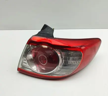 Hyundai Santa Fe Rear/tail lights 924022B520