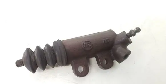 Clutch master cylinder