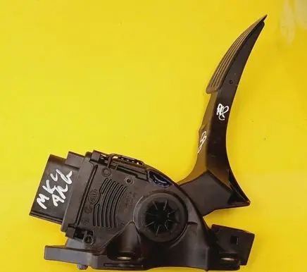 Ford Mondeo MK IV Accelerator throttle pedal 6G929F836SC