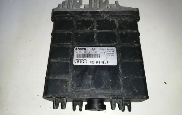 Audi A4 S4 B5 8D Engine control unit/module 028906021F 0281001366