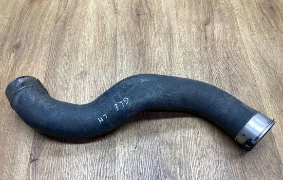 Intercooler hose/pipe