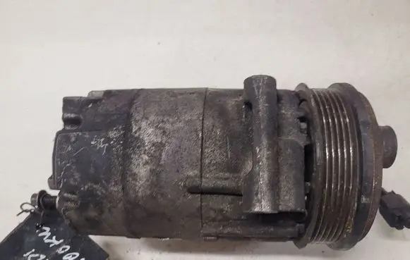 Volvo V50 Air conditioning (A/C) compressor (pump)