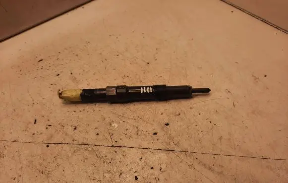 Ford Mondeo Mk III Fuel injector EJDR00402Z 903LV27F82 BC4578E3C23333A3