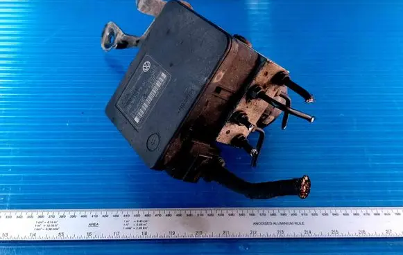 Audi A3 S3 A3 Sportback 8P ABS Pump 1K0614517AE