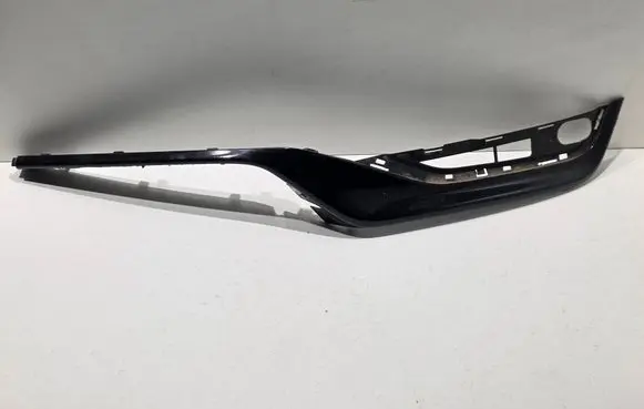 Volvo V60 Front bumper splitter molding 31353654