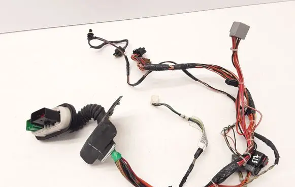 Chrysler Sebring (JS) Front door wiring loom P04795981AD P04795981