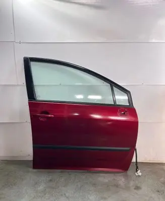 Toyota Corolla Verso AR10 Front door 