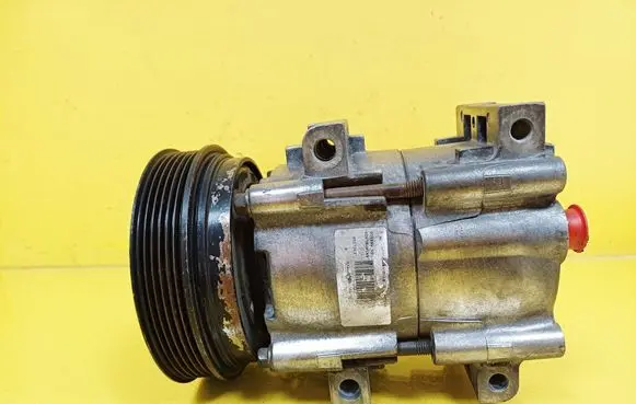 Ford Puma Air conditioning (A/C) compressor (pump) 