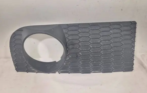 BMW X3 E83 Front fog light trim/grill 3417725 121253 DN14912