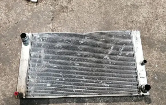 BMW 5 E60 E61 Coolant radiator