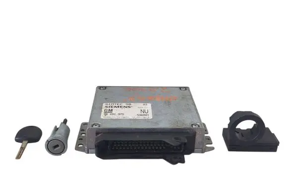 Opel Omega B2 Engine ECU kit and lock set 90491975 S96001 90038193