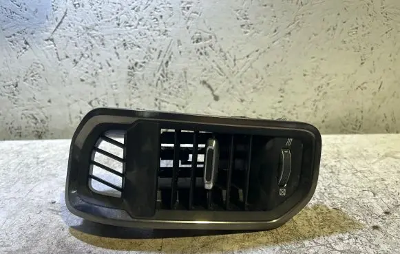 Ram 1500 Cabin air duct channel 6BK66227AD 76869F07 0P42550