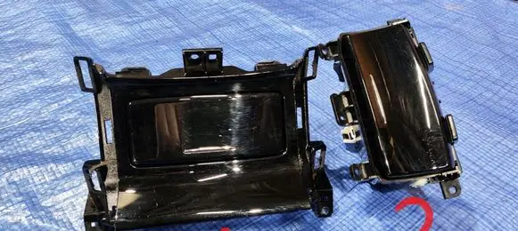 Infiniti Q50 Glove box central console 