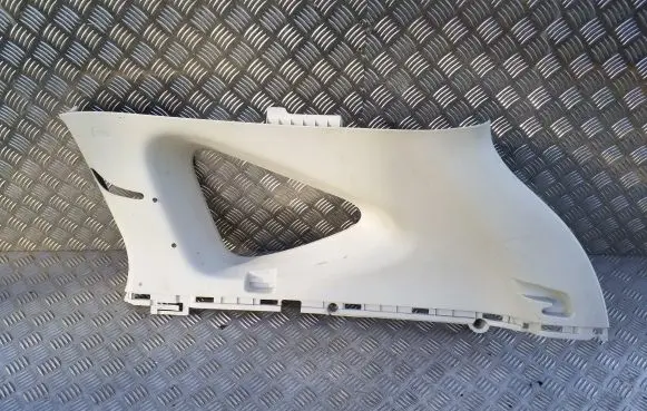 Honda CR-V (D)pillar trim (top) 84131T1GE011M1