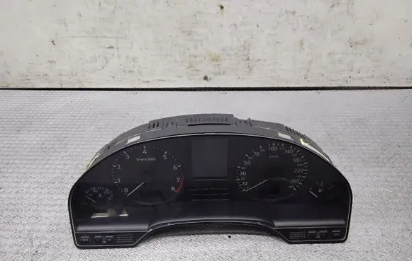 Audi A8 S8 D2 4D Speedometer (instrument cluster) 4D0919033T