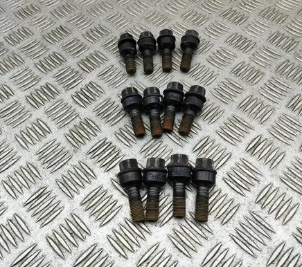 Porsche Taycan 9J1 Nuts/bolts WHT004676A