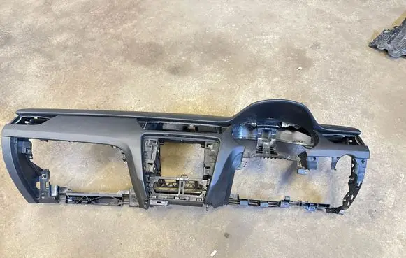 Skoda Octavia Mk3 (5E) Dashboard 3200201114