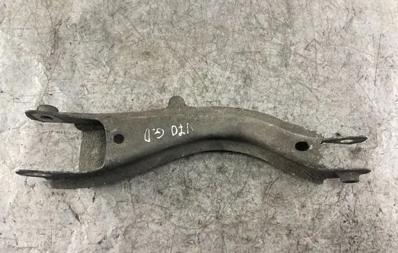 Volvo V70 Rear control arm