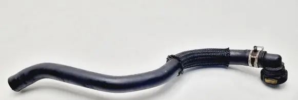 Suzuki Grand Vitara II Breather hose/pipe 