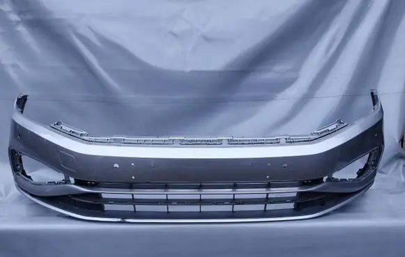 Volkswagen Golf VIII Front bumper 3G0807221E