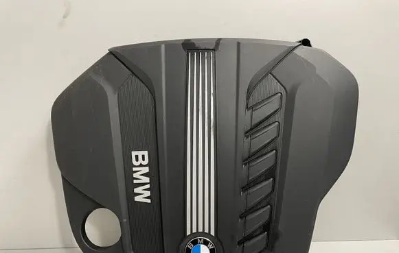 BMW X6 E71 Engine cover (trim) 7812063
