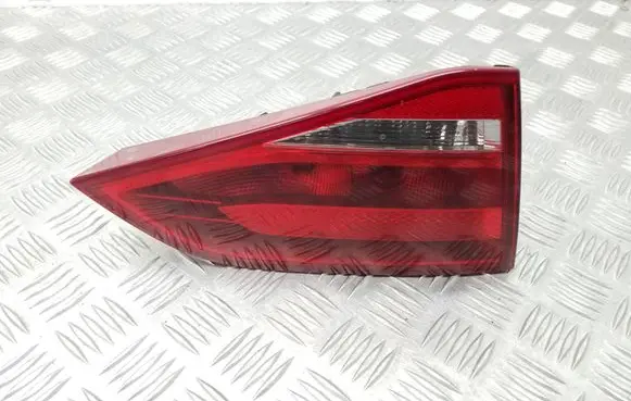 Audi A4 S4 B8 8K Tailgate rear/tail lights 8K5945093D