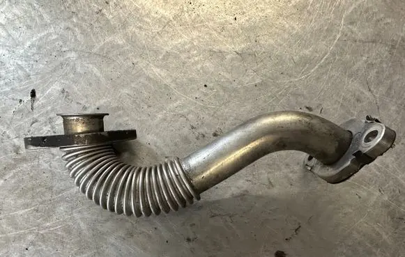 Nissan Qashqai EGR valve line/pipe/hose