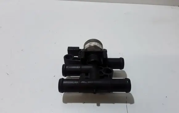 Audi A8 S8 D3 4E Coolant heater control valve 8E0820036