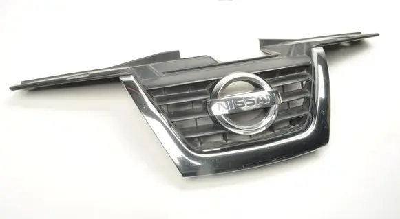 Nissan Juke I F15 Front grill 620701KA6A