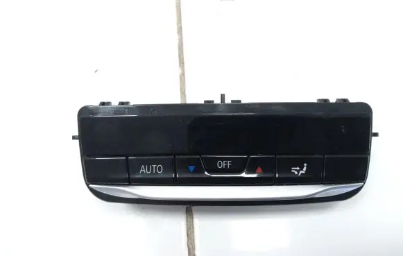 BMW 3 G20 G21 Interior fan control switch 949301203