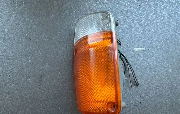 Nissan Patrol Y60 Front indicator light B612501J00