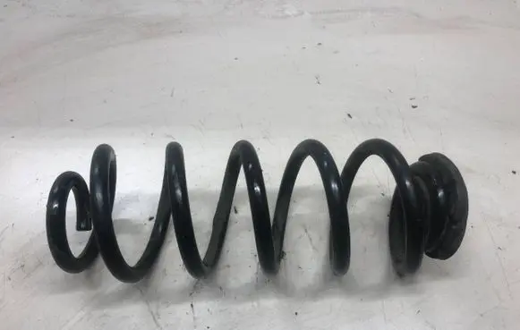 Opel Astra K Rear coil spring