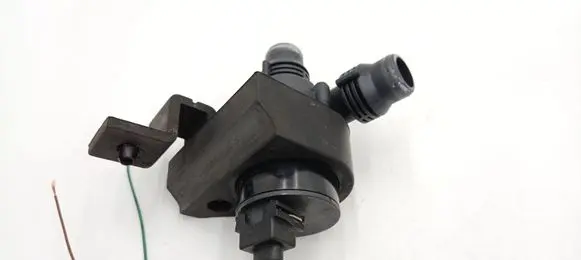 BMW 5 E60 E61 Electric auxiliary coolant/water pump 64216917700 6917700 6922647