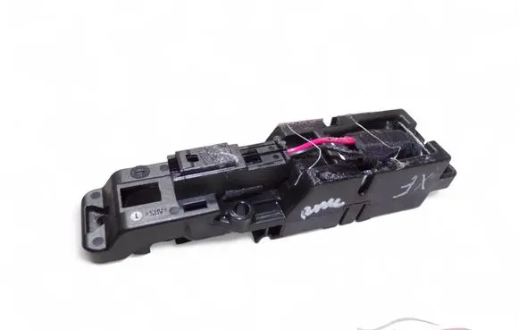 Jaguar XF X250 Glove box lock 8X2306002AD