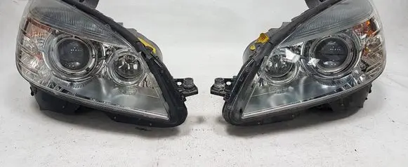 Mercedes-Benz C W204 Headlights/headlamps set A2048208961 A2048209061