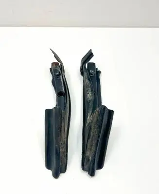Mercedes-Benz SL R129 Front door rubber seal A1297250266 A1297250166