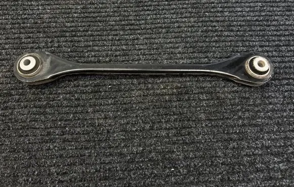 BMW X3 G01 Rear control arm 6871016 1118A