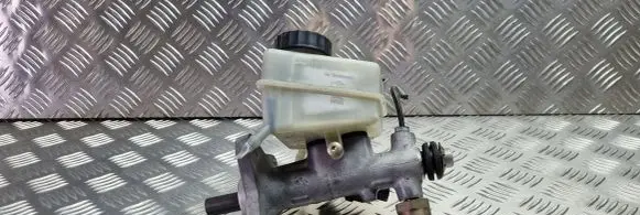 Mercedes-Benz C W203 Master brake cylinder A2034300002