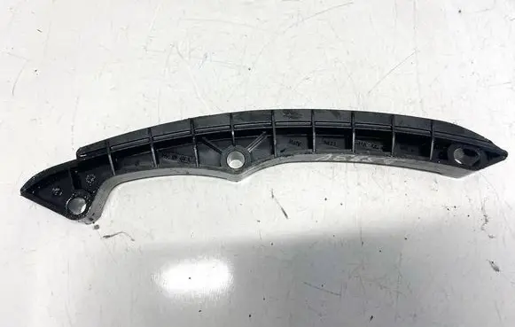 Volkswagen Golf Plus Slide rail for timing chain 03c109469k