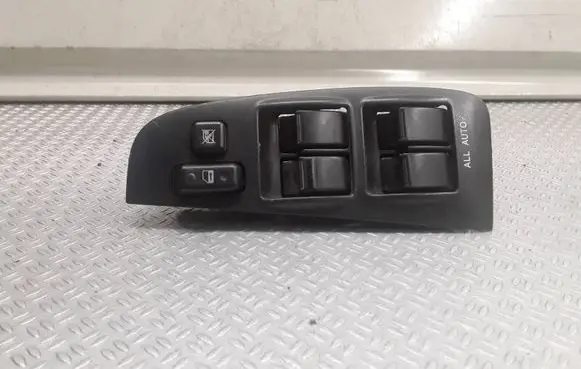 Toyota Avensis T250 Electric window control switch 54035144 8480205210B0