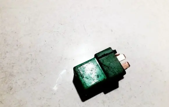 Ford Escort Other relay 83bg13a025ca v23134-l8-x39