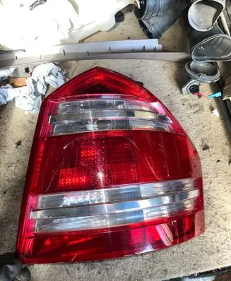 Mercedes-Benz GL X164 Rear/tail lights A1648200564 472002