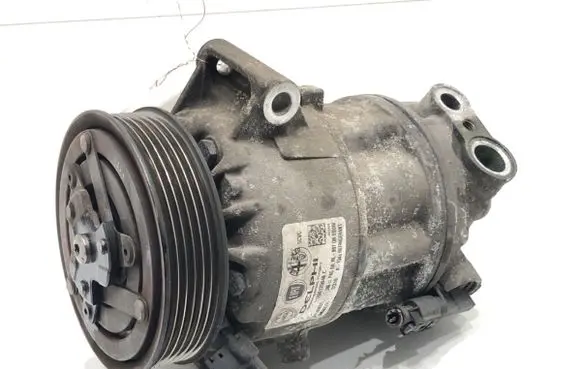 Alfa Romeo Giulietta Air conditioning (A/C) compressor (pump) 50509535