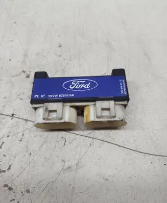 Ford Galaxy Coolant fan relay 7MO000317C 95VW8653DA