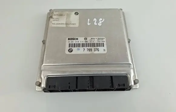 BMW 3 E46 Engine control unit/module 7789376 0281010314
